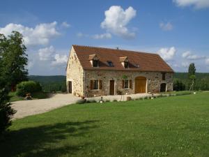Gallery image of Cosy holiday home near the Causses du Quercy in Lavercantière