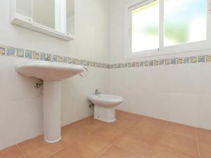 Kúpeľňa v ubytovaní Villa in Moraira near El Portet Beach