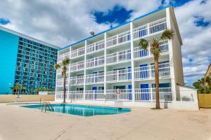 Foto da galeria de Beachcomber Inn & Suites em Myrtle Beach