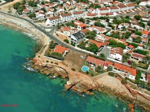 Fotografia z galérie ubytovania Villa in Vinaròs with Sea Views & Pool v destinácii Vinarós