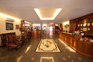 Gallery image of Golden House International Hotel in Phnom Penh