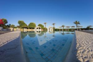 Bazén v ubytování Augustus Resort nebo v jeho okolí
