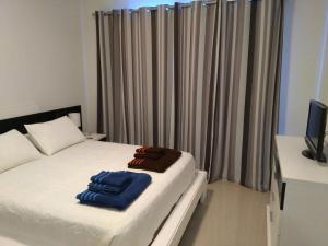 Posteľ alebo postele v izbe v ubytovaní Ocean Front Apartment (WiFi)