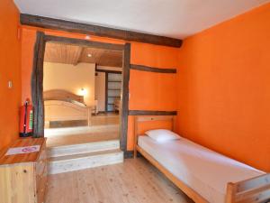 Voodi või voodid majutusasutuse Apartment in Belgium with Sauna & Garden toas