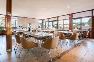 Restaurace v ubytování Hotel Los Olivos