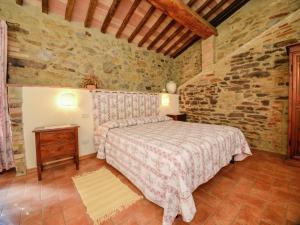 Gallery image of Warm Holiday Home in Monte Santa Maria Tiberina with Pool in Monte Santa Maria Tiberina
