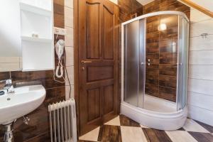 Afbeelding uit fotogalerij van Guest House Rustico in Korenica