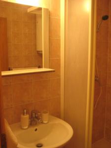 Ванная комната в Gala Apartments