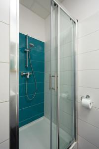 Hotel Traffic Poznań Stare Miasto的一间浴室