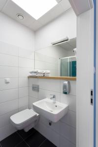 Koupelna v ubytování Hotel Traffic Poznań Stare Miasto