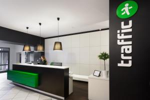 Hotel Traffic Poznań Stare Miasto大厅或接待区