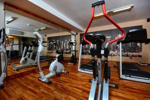 Fitness centrum a/nebo fitness zařízení v ubytování Mazowsze Medi Spa