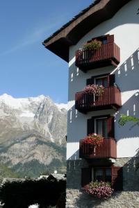 Gallery image of Hotel Berthod in Courmayeur