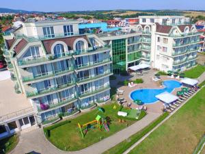 an aerial view of a large apartment building with a pool at Lozenetz Beach Apartments in Lozenets