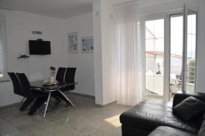 TV a/nebo společenská místnost v ubytování Luxury Apartments Zana