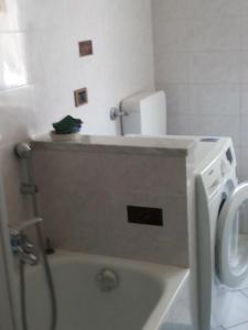 Fotografia z galérie ubytovania Conte Romita Apartment v Albe