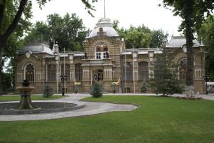 Foto da galeria de Apartment on Samarqand Kochasi em Tashkent