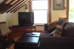 A seating area at Boathouse Country Inn