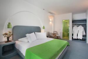 Postel nebo postele na pokoji v ubytování La Bellezza Eco Boutique Hotel + 37 fotografií