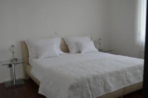 Postel nebo postele na pokoji v ubytování Luxury Apartments Zana