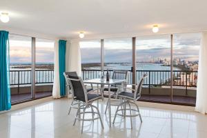 Gallery image of Broadwater Shores Waterfront Apartments in Gold Coast