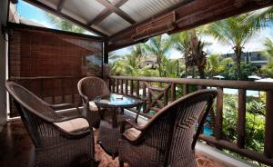 En balkong eller terrass på Le Palmiste Resort & Spa