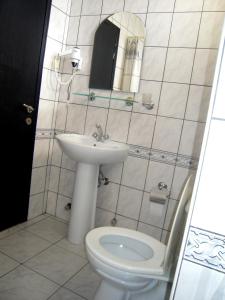 Koupelna v ubytování Kleopatra Carina Hotel