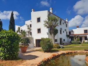 Το κτήριο όπου στεγάζεται  το bed & breakfast
