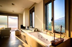 Galería fotográfica de Euphoria Suites en Avia