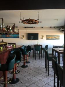 Lounge nebo bar v ubytování Hotel Mocca-Stuben