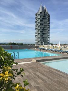 Bazén v ubytování Hotel Principe Palace nebo v jeho okolí