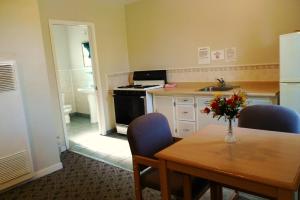 Φωτογραφία από το άλμπουμ του Boundary Motel σε Osoyoos