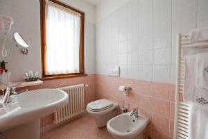 Kúpeľňa v ubytovaní Hotel Ambra