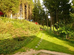 Kebun di luar Panoramic Retreat, Thirimont
