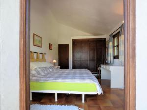 Posteľ alebo postele v izbe v ubytovaní Holiday Home in Casares with Pool & Sea Views