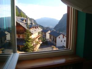 Gallery image of Panorama Apartment in Claviere +20 photos