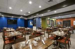 Restoran atau tempat makan lain di Breakers Resort Hotel