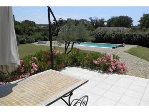 Fotografie z fotogalerie ubytování Luxury villa with private pool near Uz s v destinaci Flaux