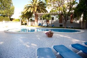 Bazén v ubytování Hotel Roca nebo v jeho okolí