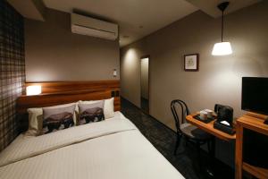 Code Shinsaibashi Hotel