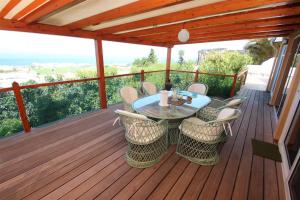 A balcony or terrace at Casa Flores Finca Alcalá