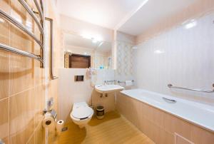 Koupelna v ubytování Zagrava Hotel