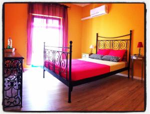 Postel nebo postele na pokoji v ubytování Al-Gharb Tavira Eco GuestHouse