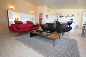 A seating area at Casa Flores Finca Alcalá