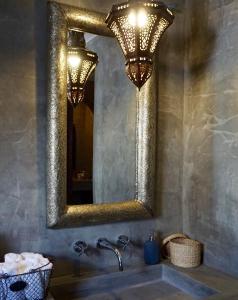 A bathroom at La Posada del Torcal