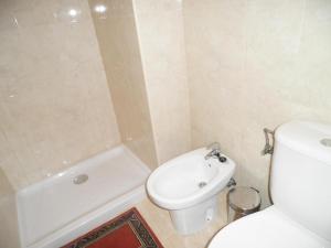 Kúpeľňa v ubytovaní Apartamentos rurales Benafer