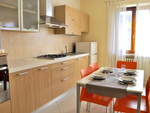 A kitchen or kitchenette at Holiday Home in Lazise near Lake Garda