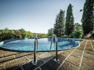 A piscina localizada em Spacious Villa in Tuscany with a Pool ou nos arredores
