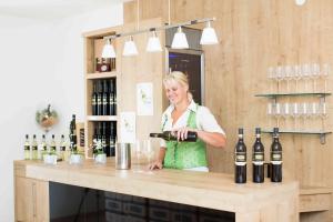 Joogid majutusasutuses Weingut-Gästezimmer UHL