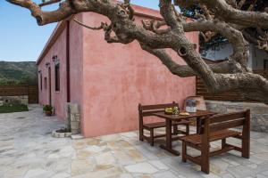 Φωτογραφία από το άλμπουμ του Lardas Luxury Country House στην Κίσσαμο